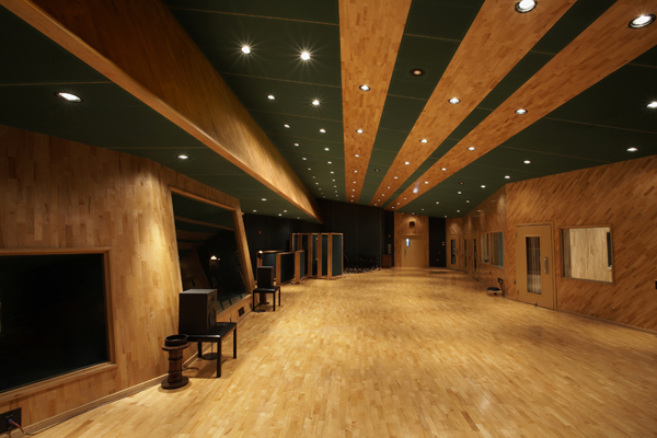 Click to visit The Tracking Room Studios